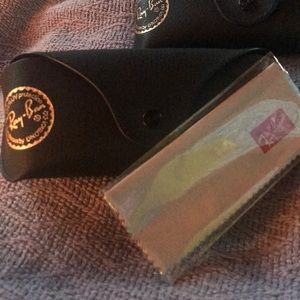 Ray-Ban Accessories - Ray Ban Glasses Leather Case Ray-Ban Accessories - Ray Ban Glasses Leather Case